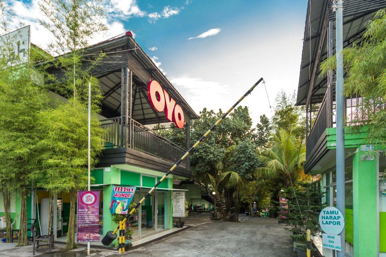 Super Oyo 754 Nur Aziziah Guest House Syariah Баликпапан Екстериор снимка