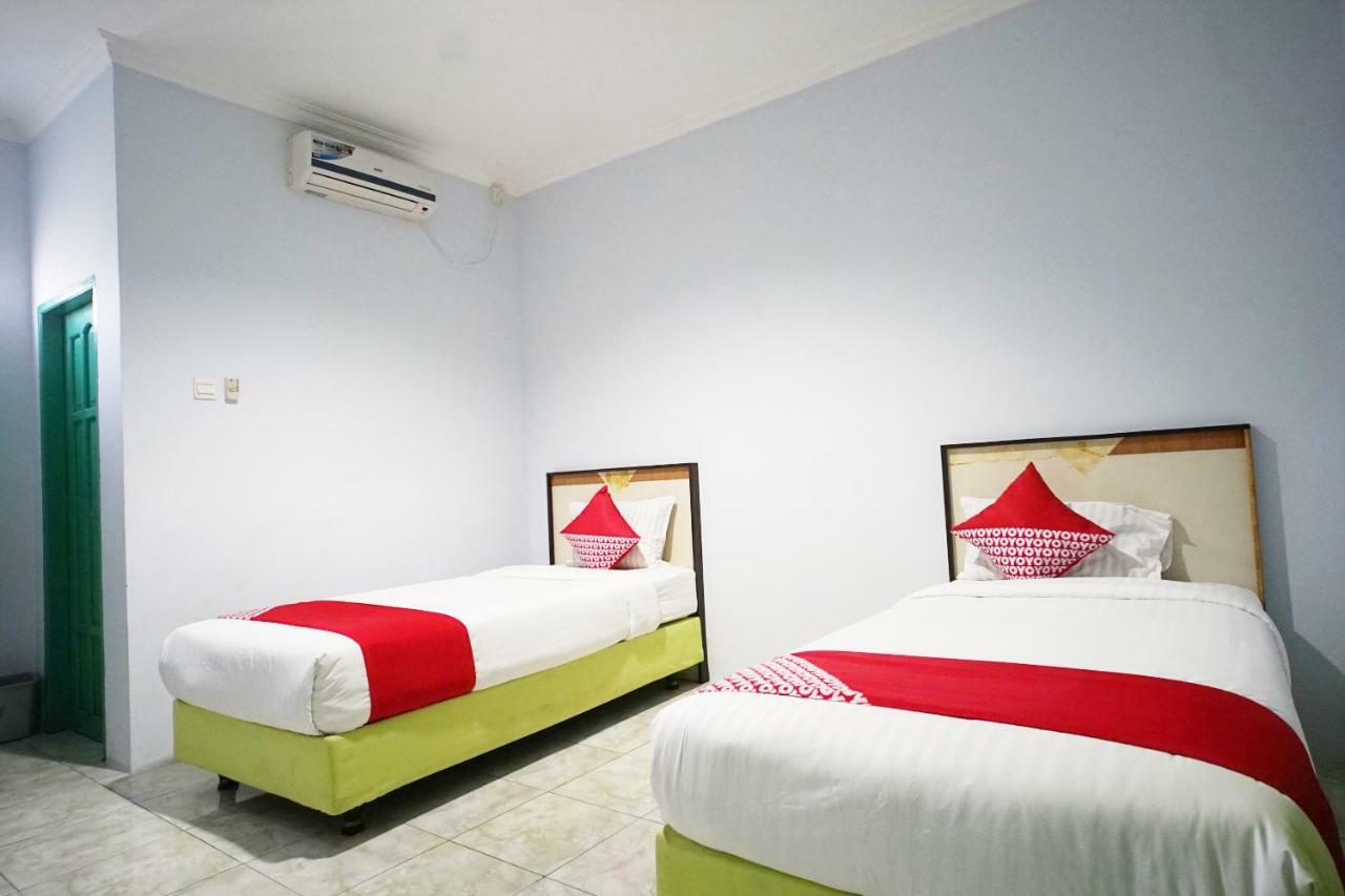 Super Oyo 754 Nur Aziziah Guest House Syariah Баликпапан Екстериор снимка